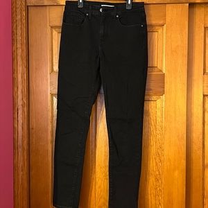 NWOT Levi’s black jeans